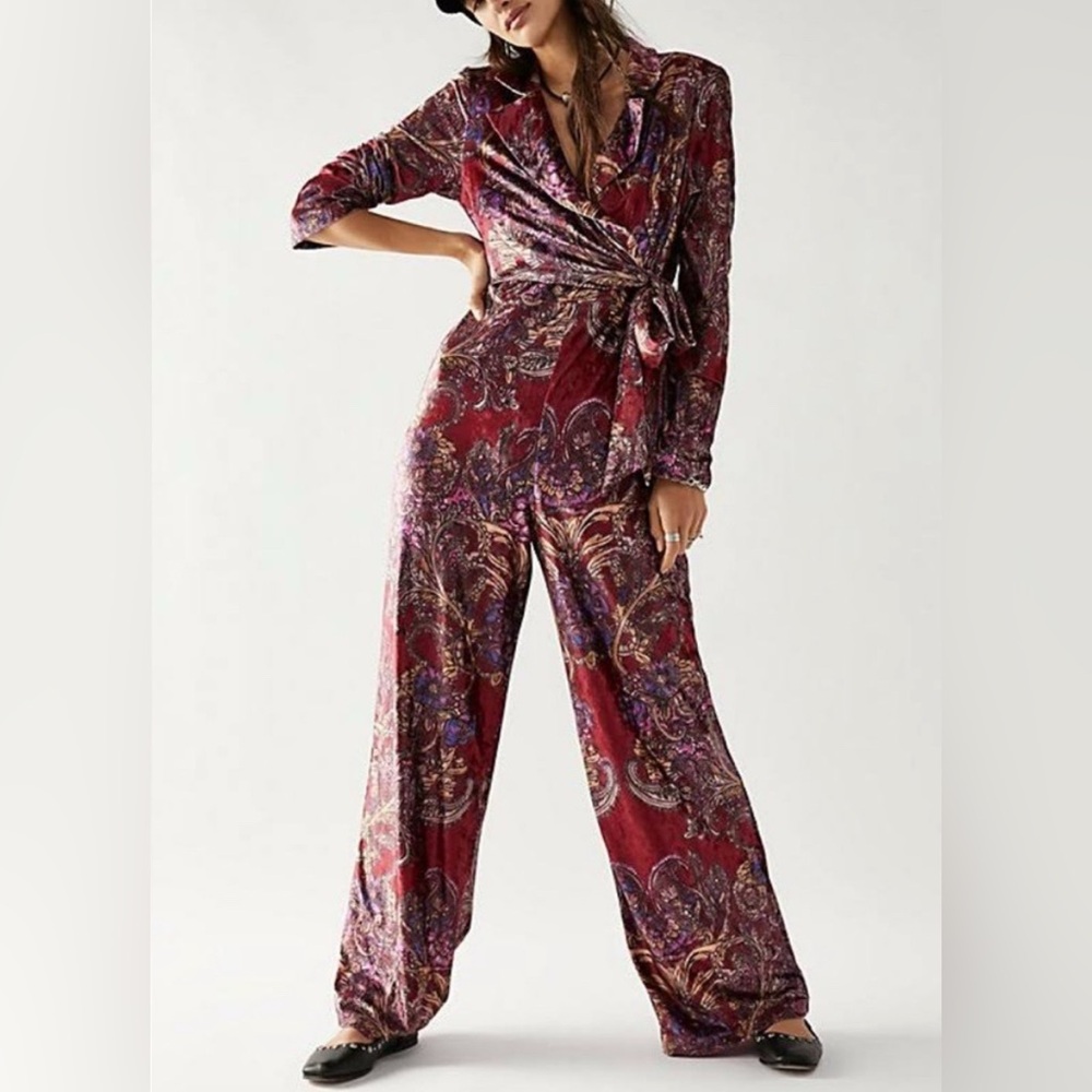 Free People Delphine Jumpsuit Women XS Red Velvet Paisley Bohemian Excellent